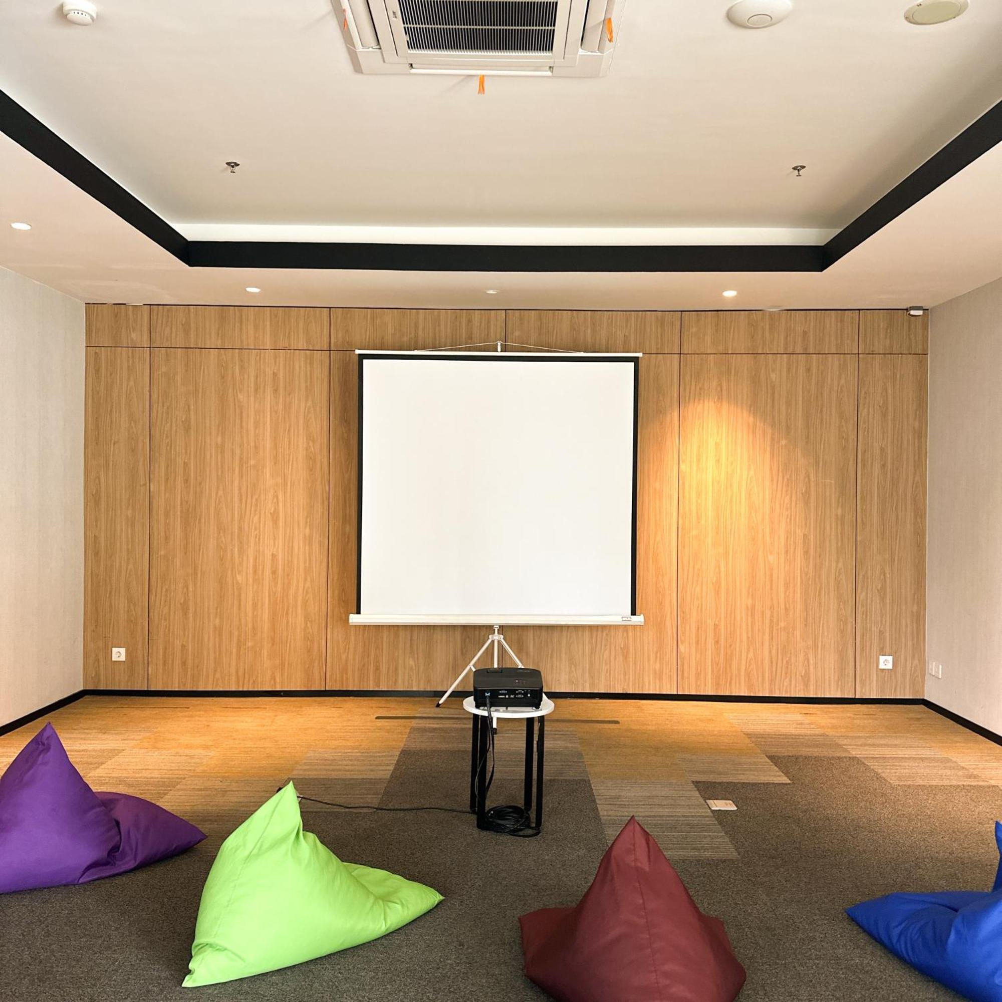 Citadines Sudirman Джакарта Екстериор снимка